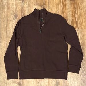 Men’s banana republic 1/4 zip pullover sweater. Size large